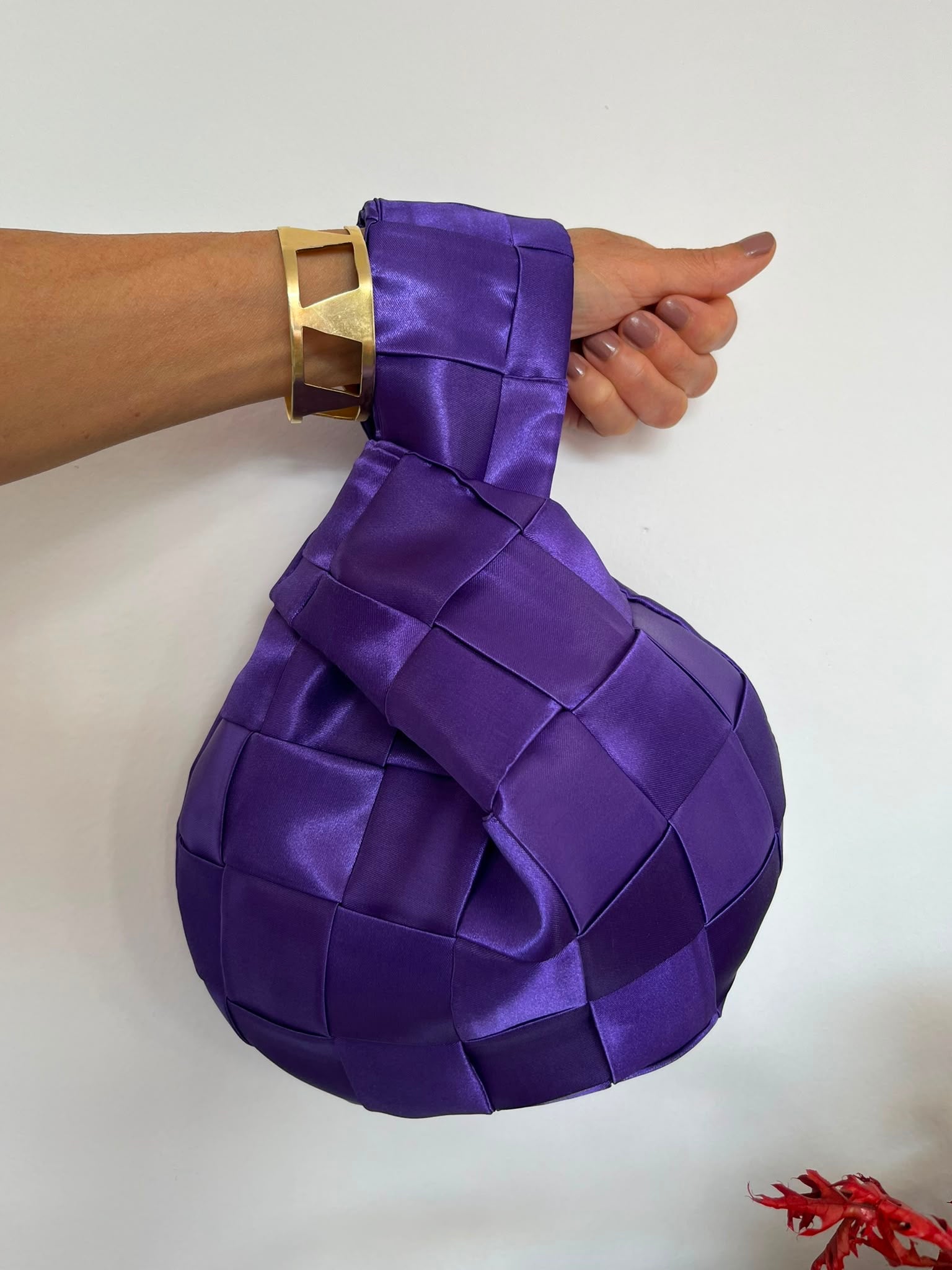 The Origami Curve — Morado